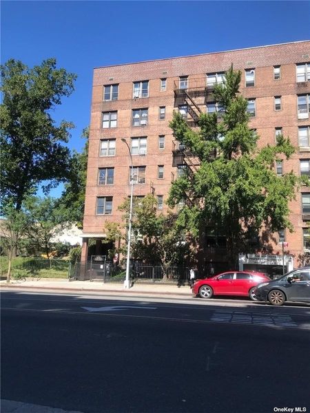 Image 1 of 2 for 141-05 Northern Blvd #6A in Queens, Flushing, NY, 11354