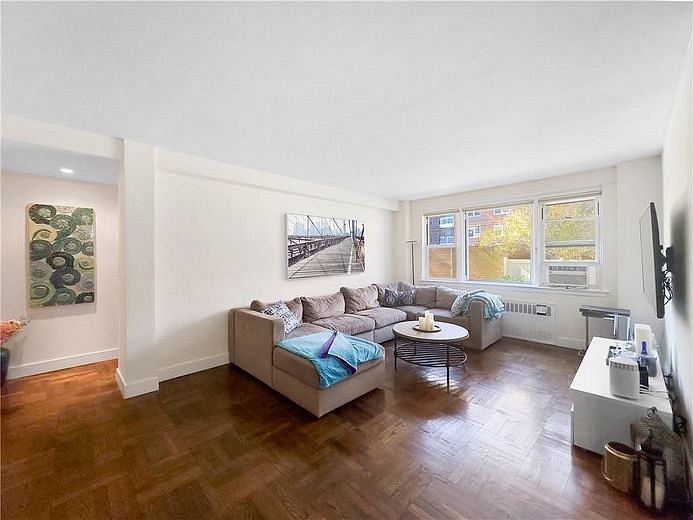 3725 Henry Hudson Parkway #2FG