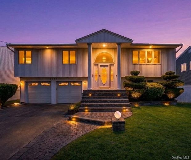 3727 Oceanside Road E