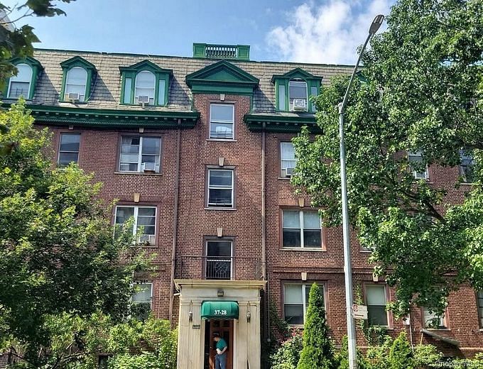 3728 86th Street