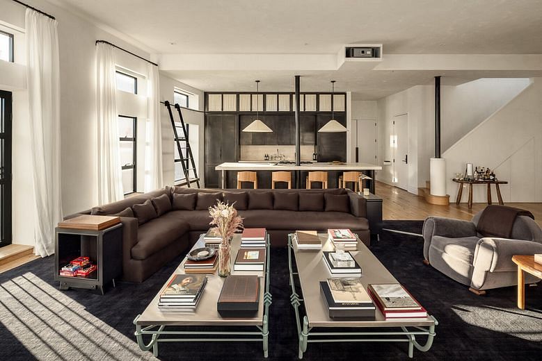374 Broome Street #PHS
