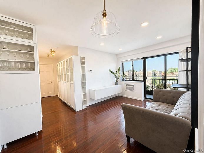 3749 81st Street #7D