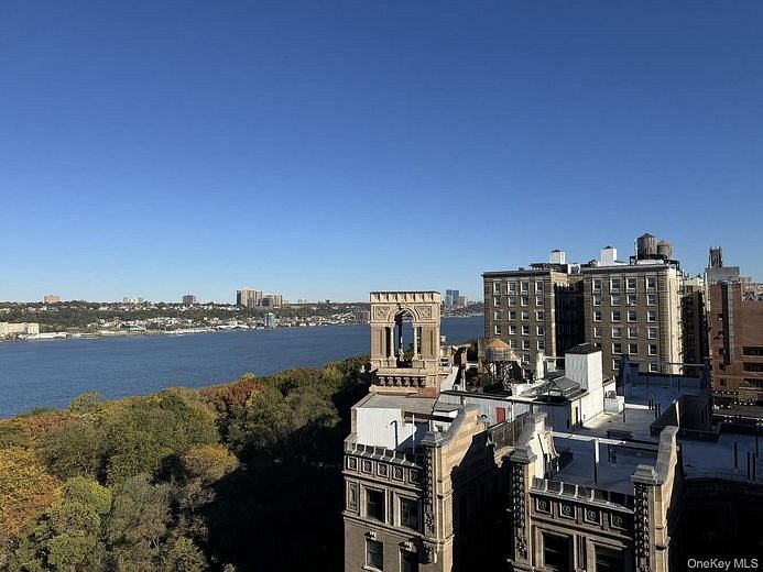 375 Riverside Drive #13E