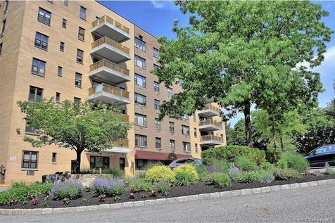 Image 1 of 16 for 25 Stewart Place #210 in Westchester, Mount Kisco, NY, 10549