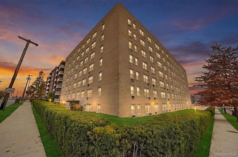 377 Westchester Avenue #1N