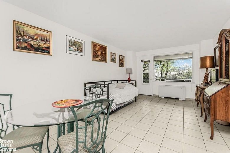 3777 Independence avenue #2K