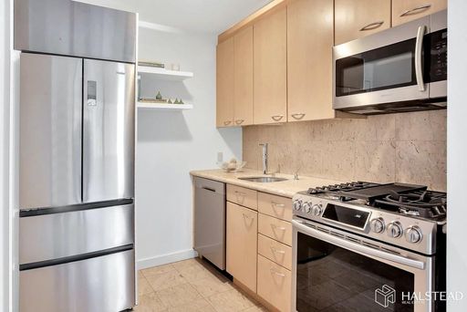 Image 1 of 10 for 333 East 45th Street #9D in Manhattan, NEW YORK, NY, 10017