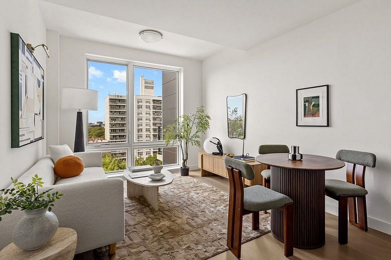 379 Ocean Parkway #PHA