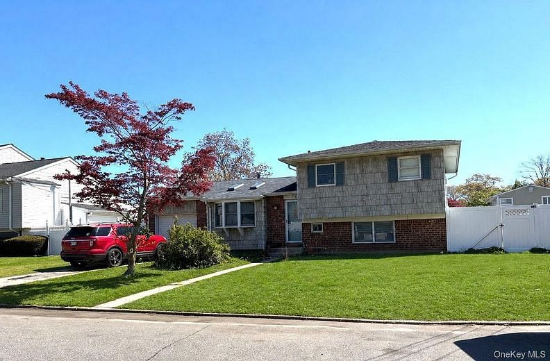 379 W 24th Street