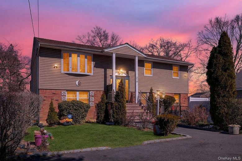 379 Washington Avenue