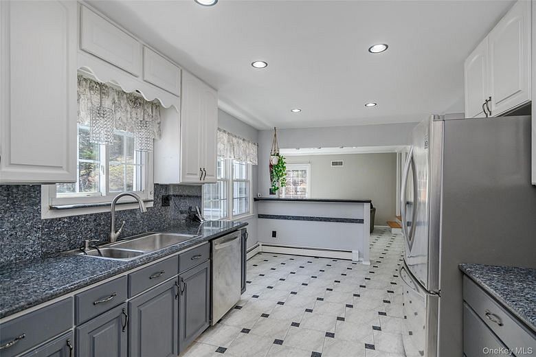 3795 Wildwood Street