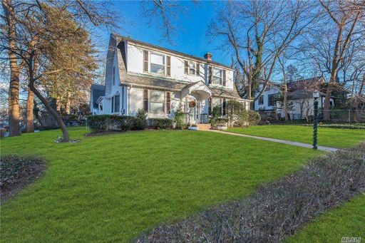Image 1 of 26 for 119 Dubois Avenue in Long Island, Sea Cliff, NY, 11579