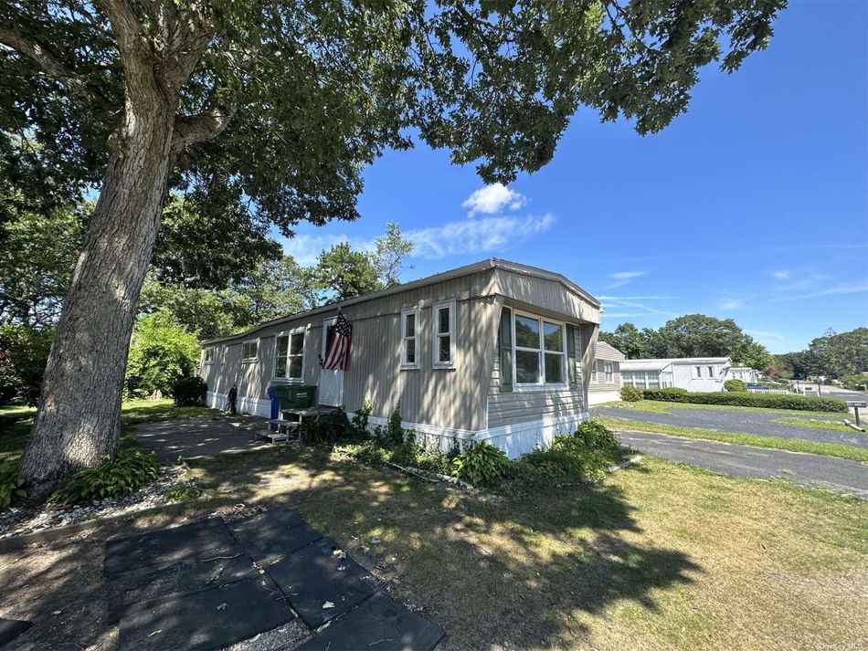 Image 1 of 12 for 38 Buttercup Drive in Long Island, Bohemia, NY, 11716