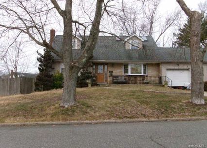 Image 1 of 1 for 38 Carrington Drive in Long Island, East Northport, NY, 11731