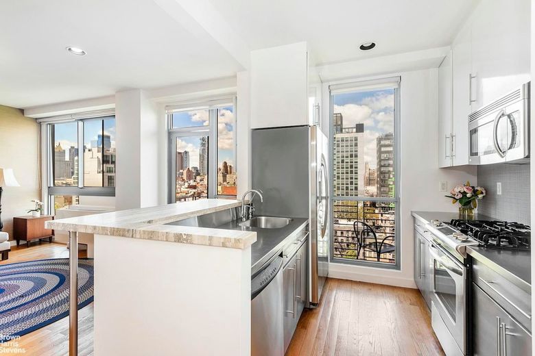 38 Delancey Street #10D