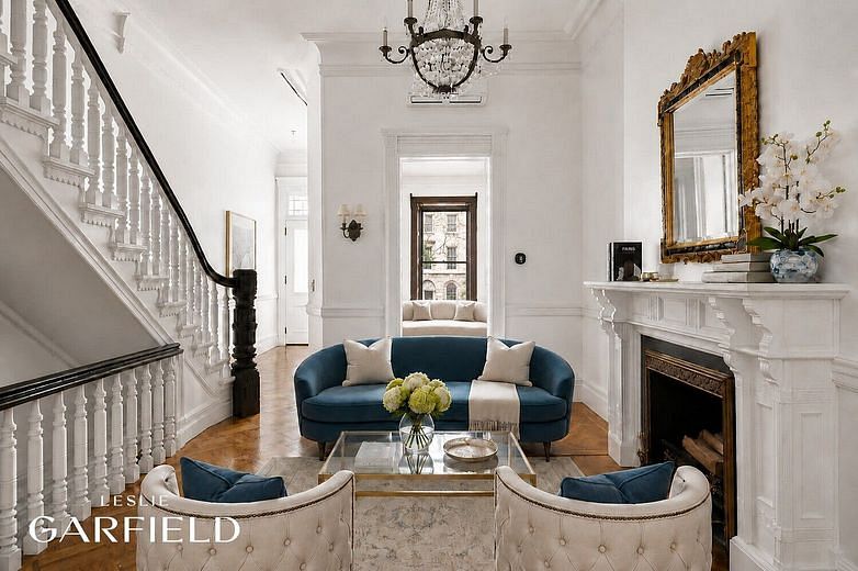 38 East 70th Street
