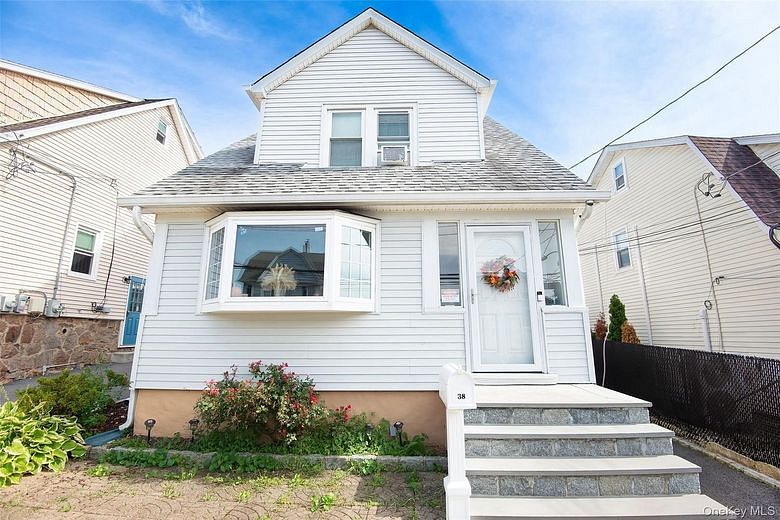 38 Emmett Terrace