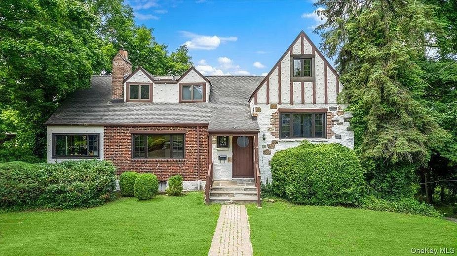 38 Fenimore Drive