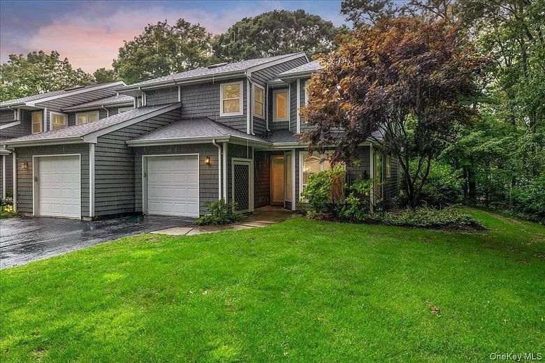 38 Larkspur Lane