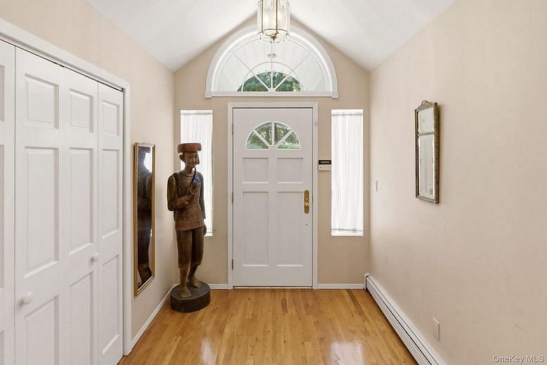 380 Duck Pond Road
