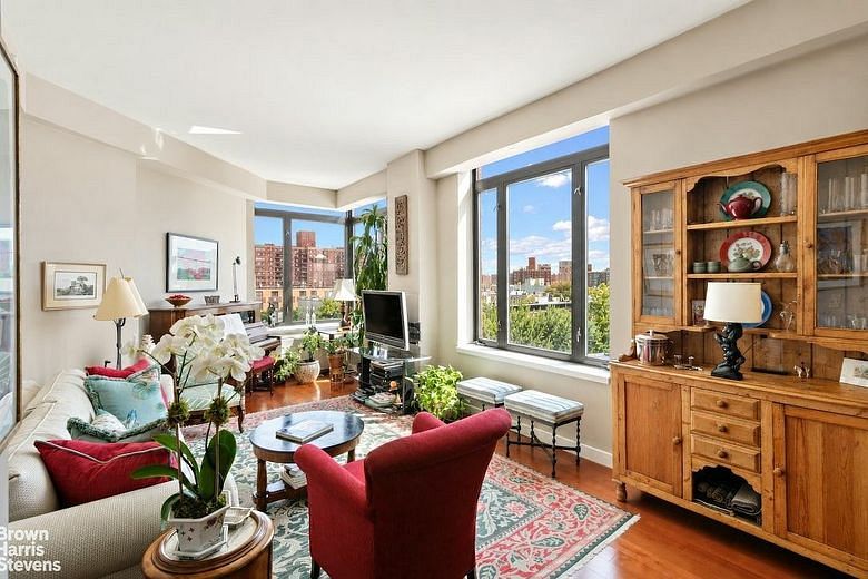 380 Lenox Avenue #8A