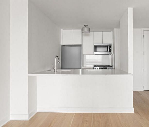 380 Rector Place #20F