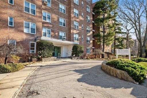 Image 1 of 25 for 1111 Midland Avenue #5F in Westchester, Bronxville, NY, 10708