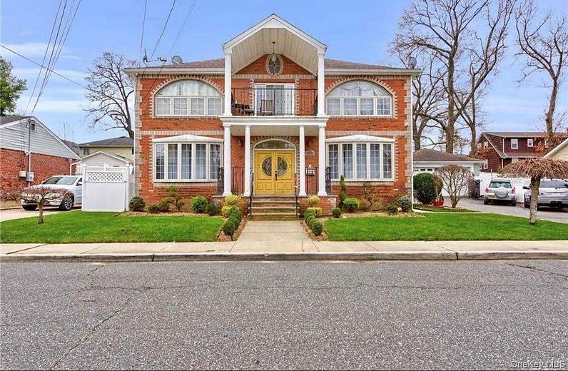 381 Marguerite Avenue