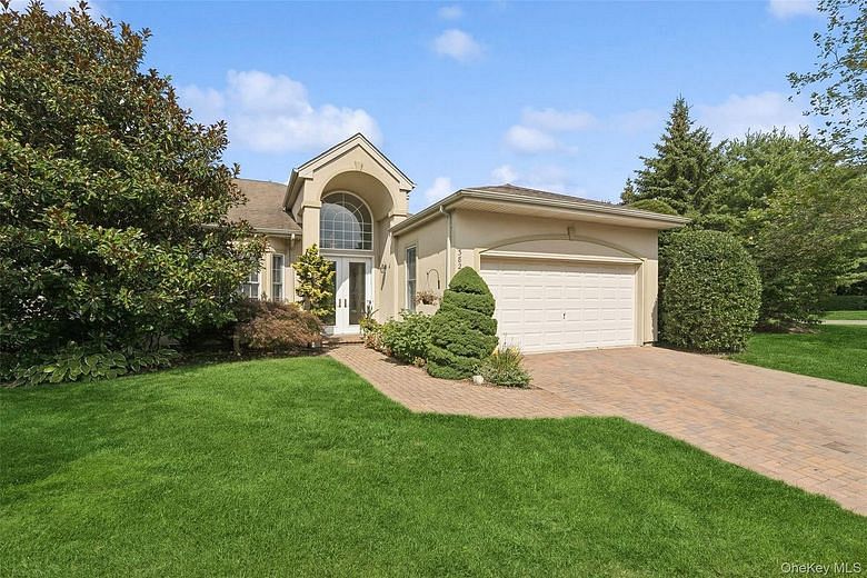 382 Altessa Boulevard