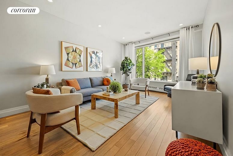 384 Maple Street #2B