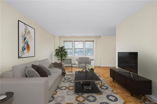 Image 1 of 27 for 385 Mclean Avenue #4D in Westchester, Yonkers, NY, 10705