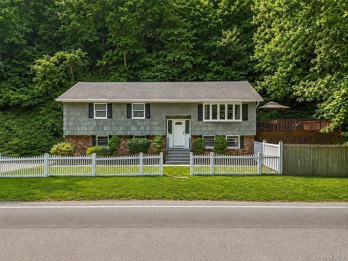385 Yorktown Road