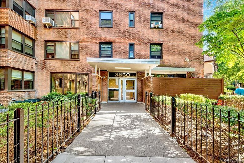 3850 Sedgwick Avenue #11F