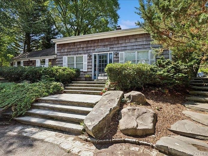 386 Bread And Cheese Hollow Road