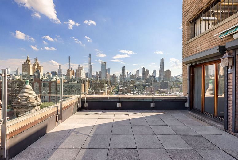 386 Columbus Avenue #17A/18A