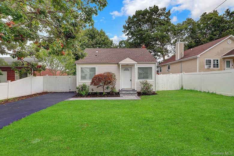 386 Tallwood Drive