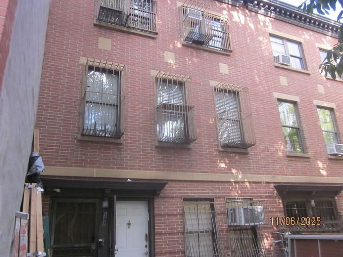 387 South Fifth Street #1