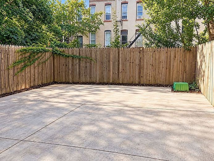 387 Sumpter Street