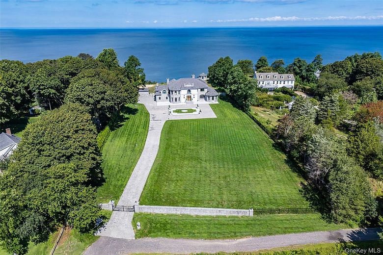 3875 Hallock Lane Ext