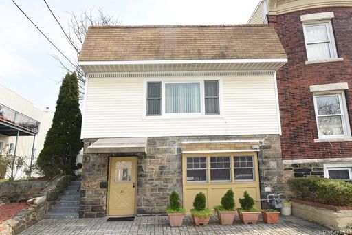 Image 1 of 32 for 72 Gavin Street in Westchester, Yonkers, NY, 10701