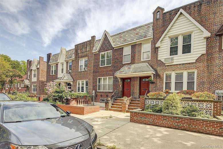 39-25 50th Street