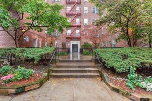 Image 1 of 2 for 39-25 51st Street #2B in Queens, Flushing, NY, 11377
