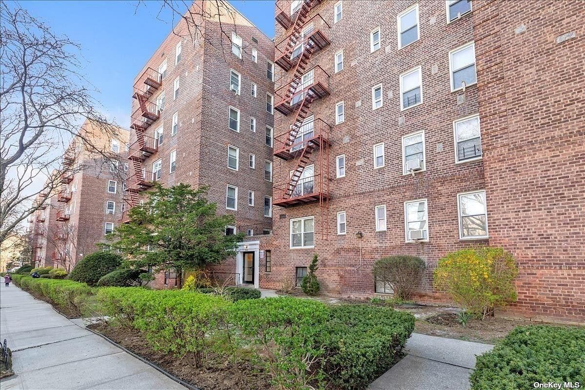 Image 1 of 16 for 39-55 51st Street #4A in Queens, Woodside, NY, 11377
