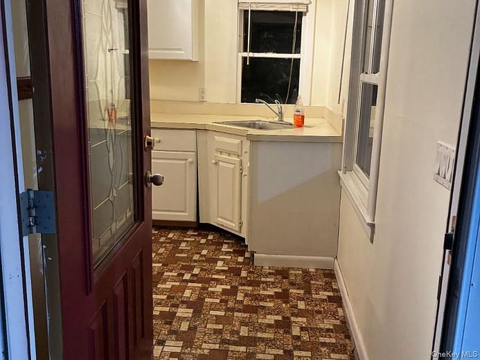 39 Amityville Road