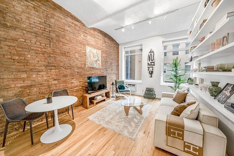 39 East 12th Street #410
