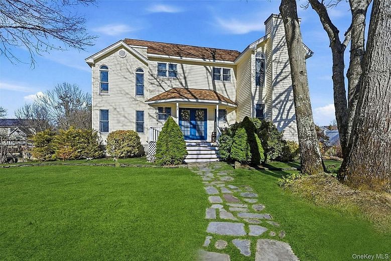 39 Memorial Boulevard