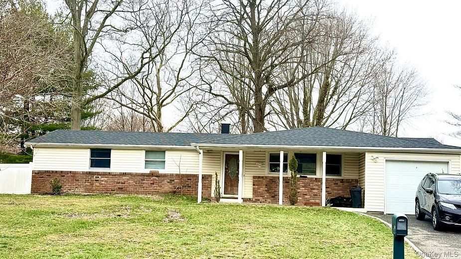 39 University Heights Drive