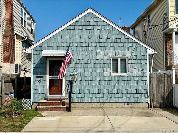 39 West Boulevard
