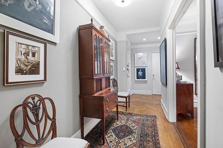 390 Riverside Drive #1A