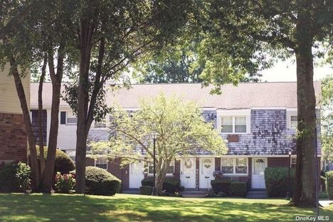 Image 1 of 1 for 3910 Wilshire Lane #3910 in Long Island, Oakdale, NY, 11769
